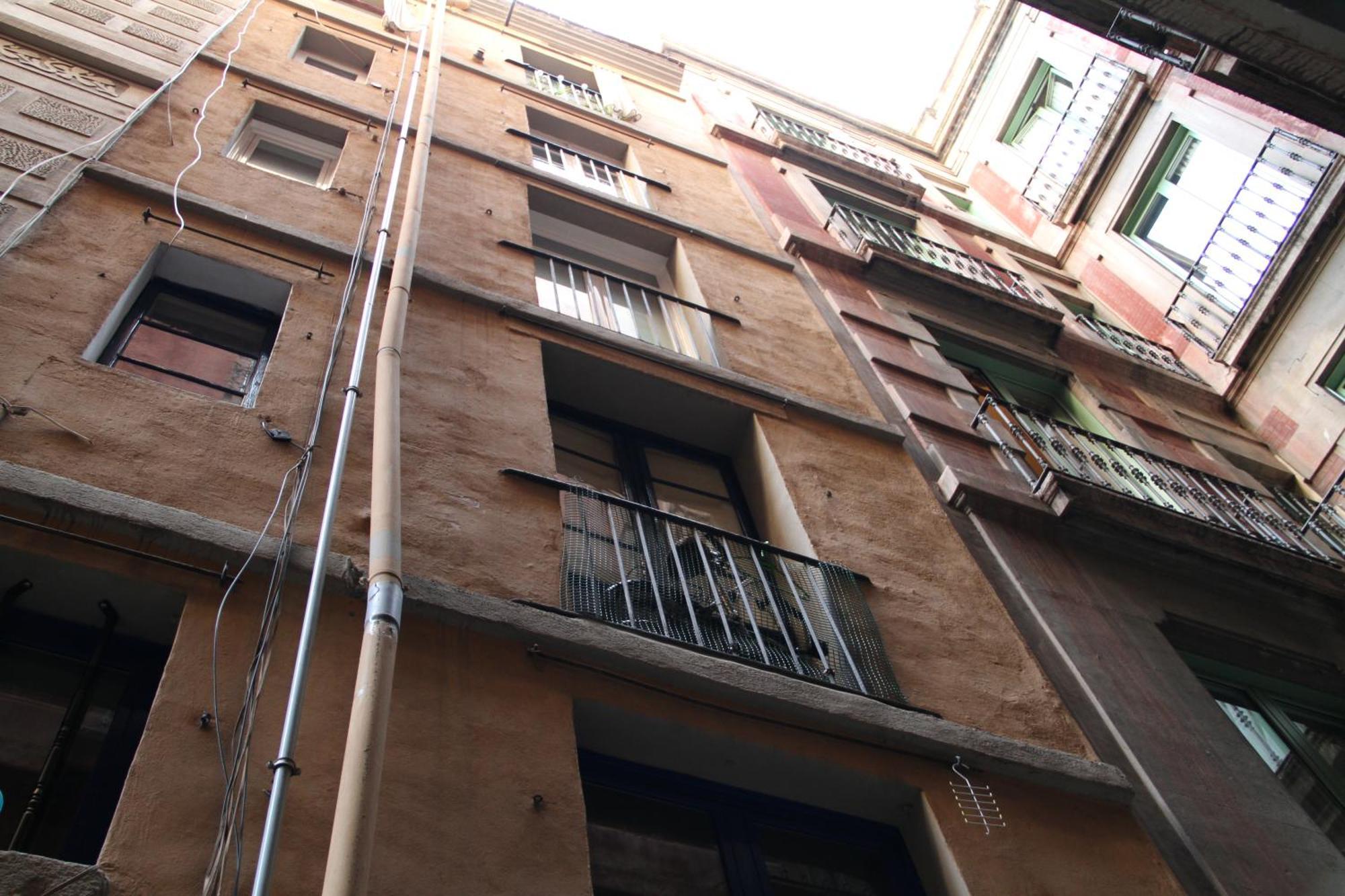 Ramblas Plaza Catalunya -wi-fi 300 Mbps