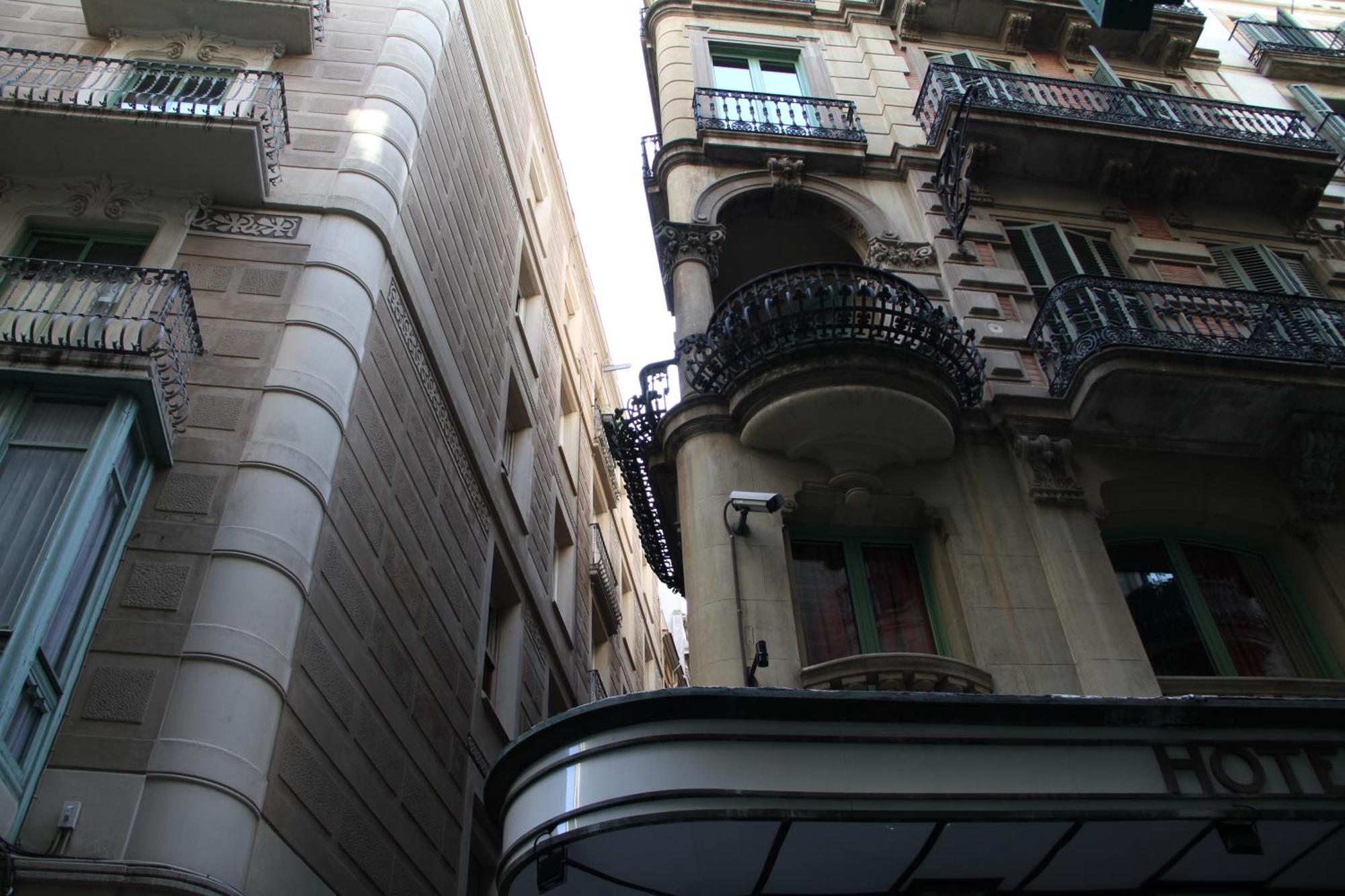 Appartamento Ramblas Plaza Catalunya -wi-fi 300 Mbps